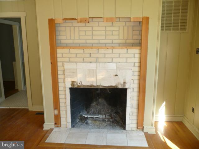 4348 Locust Grove Road Chesapeake Beach, MD 20732 - Photo 25 of 27 Living Room