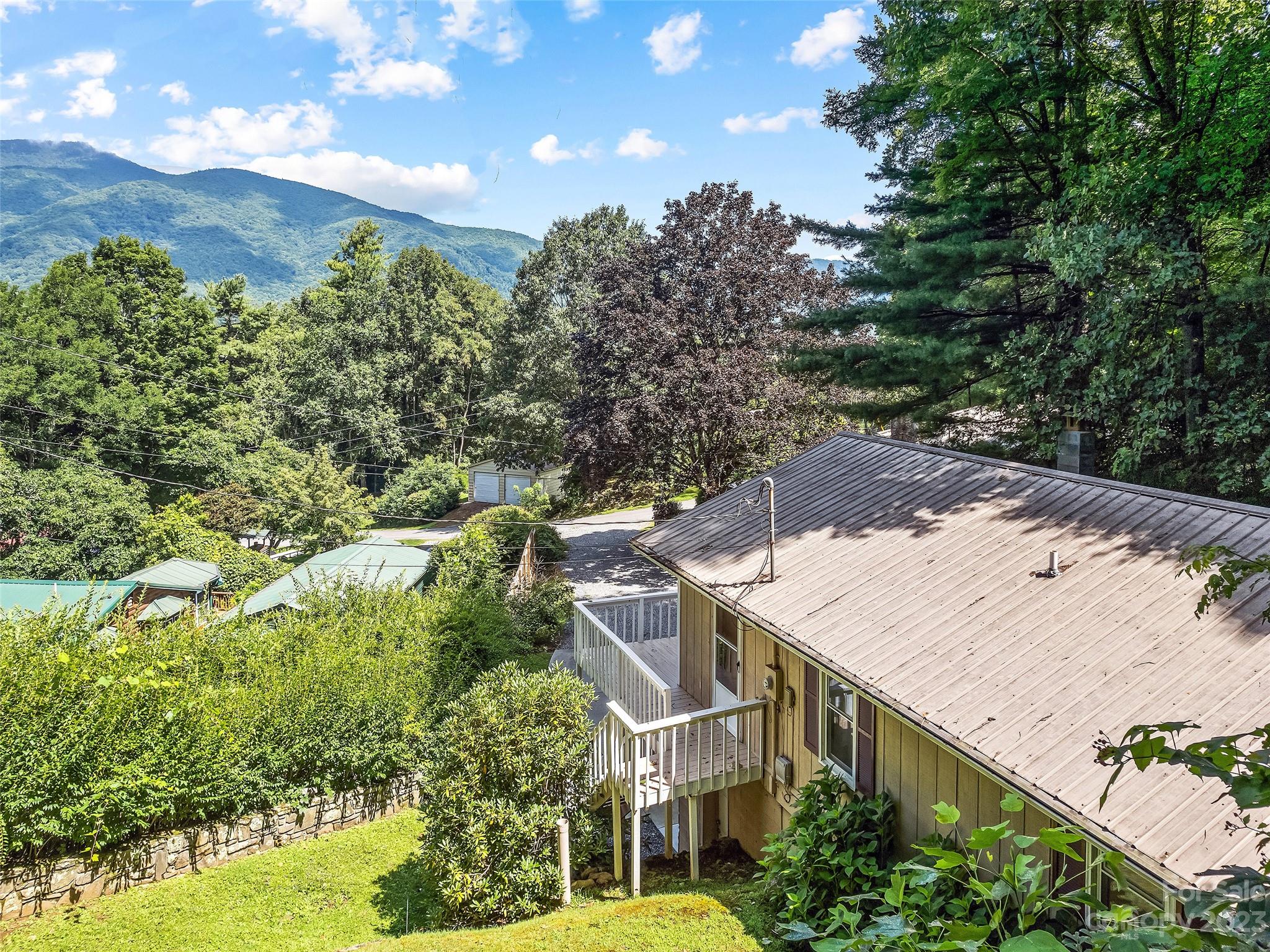 434 Red Bank Road Waynesville, NC 28786 - Photo 6 of 30 a view of a house with a yard