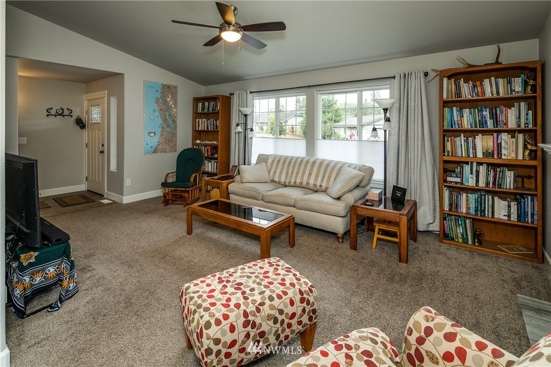 2371 Nicholas Road Ferndale, WA 98248 - Photo 5 of 33