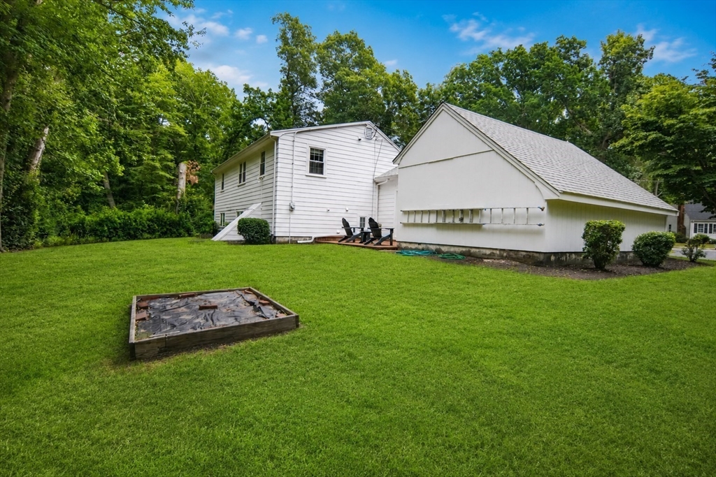 33 Edgewood Road Scituate, MA 02066 - Photo 23 of 30