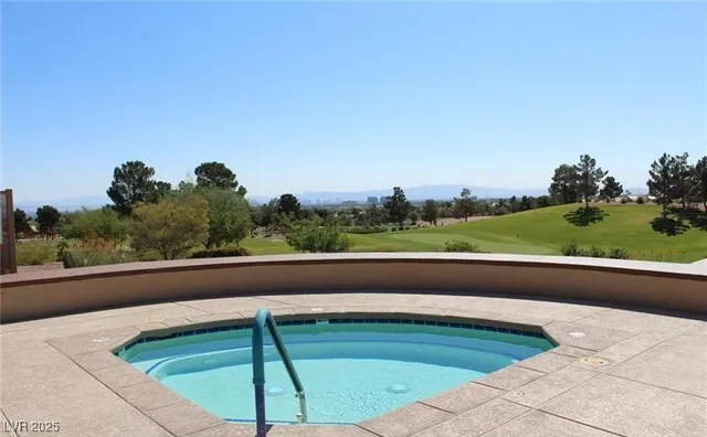 $2,225 | 9004 Litchfield Avenue, Las Vegas, NV 89134