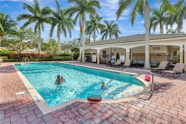 $2,300 | 2778 Southeast Birmingham Drive, Unit 3107, Stuart, FL 34994