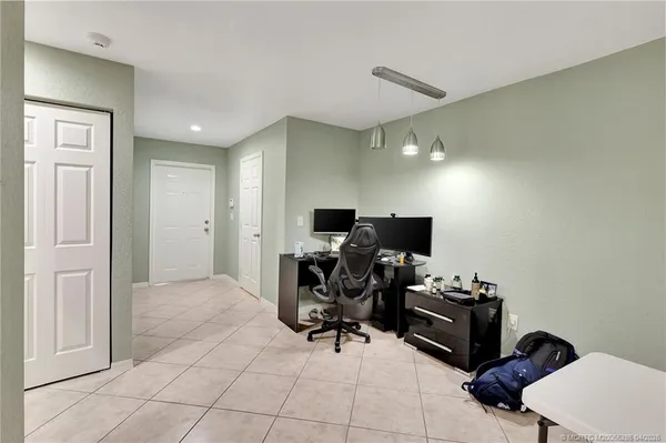 $2,300 | 2778 Southeast Birmingham Drive, Unit 3107, Stuart, FL 34994
