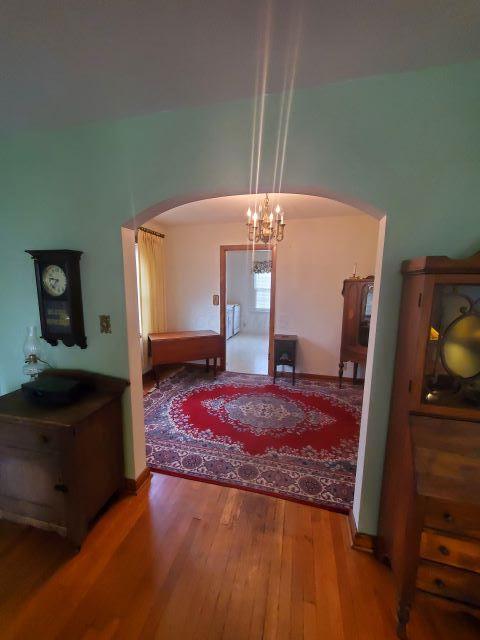 144 Wetmore Road Columbus, OH 43214 - Photo 4 of 19 Check out these arches.