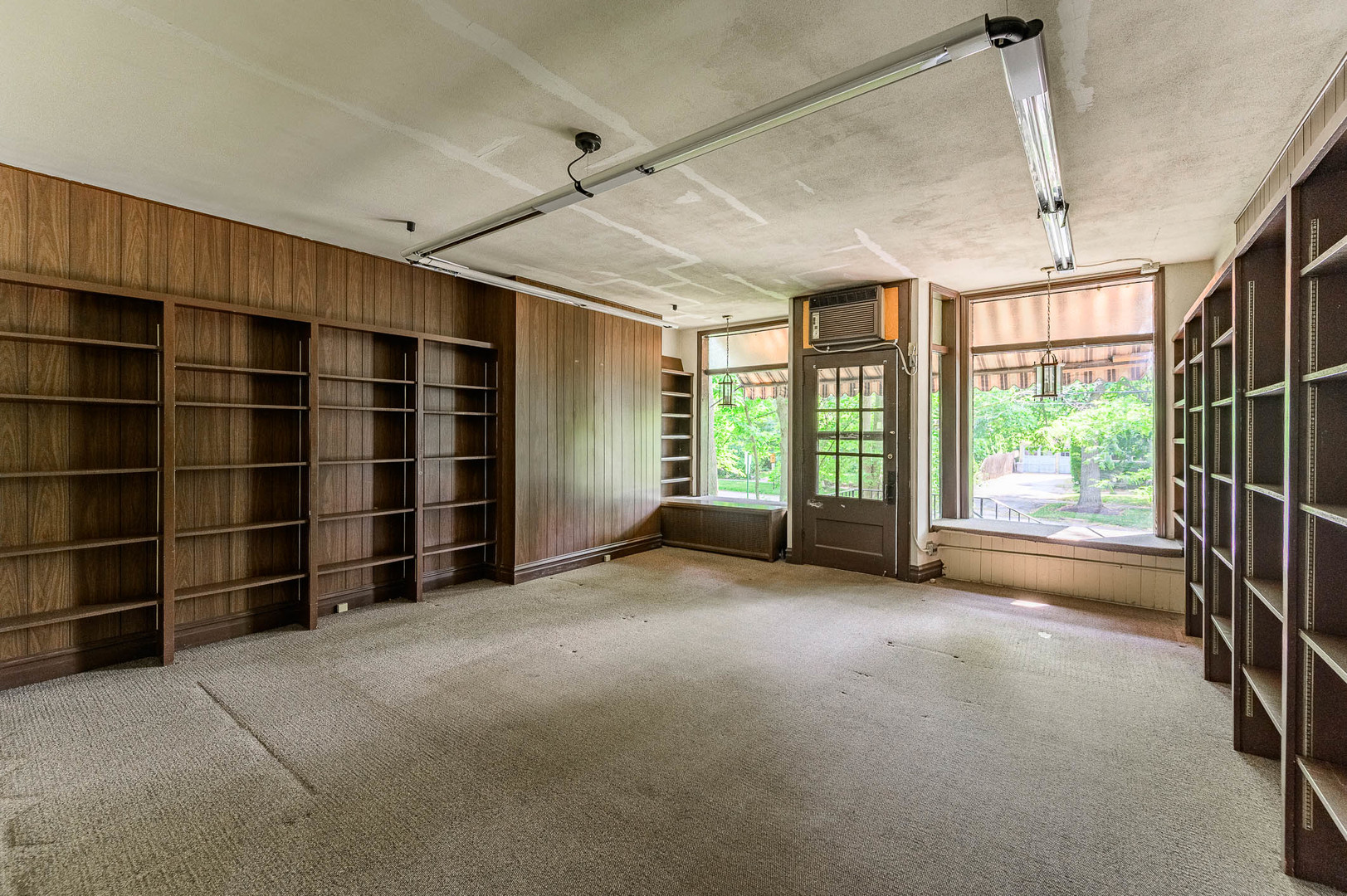 104 Washington Road Lake Forest, IL 60045 - Photo 2 of 17 a view of an empty room with a window