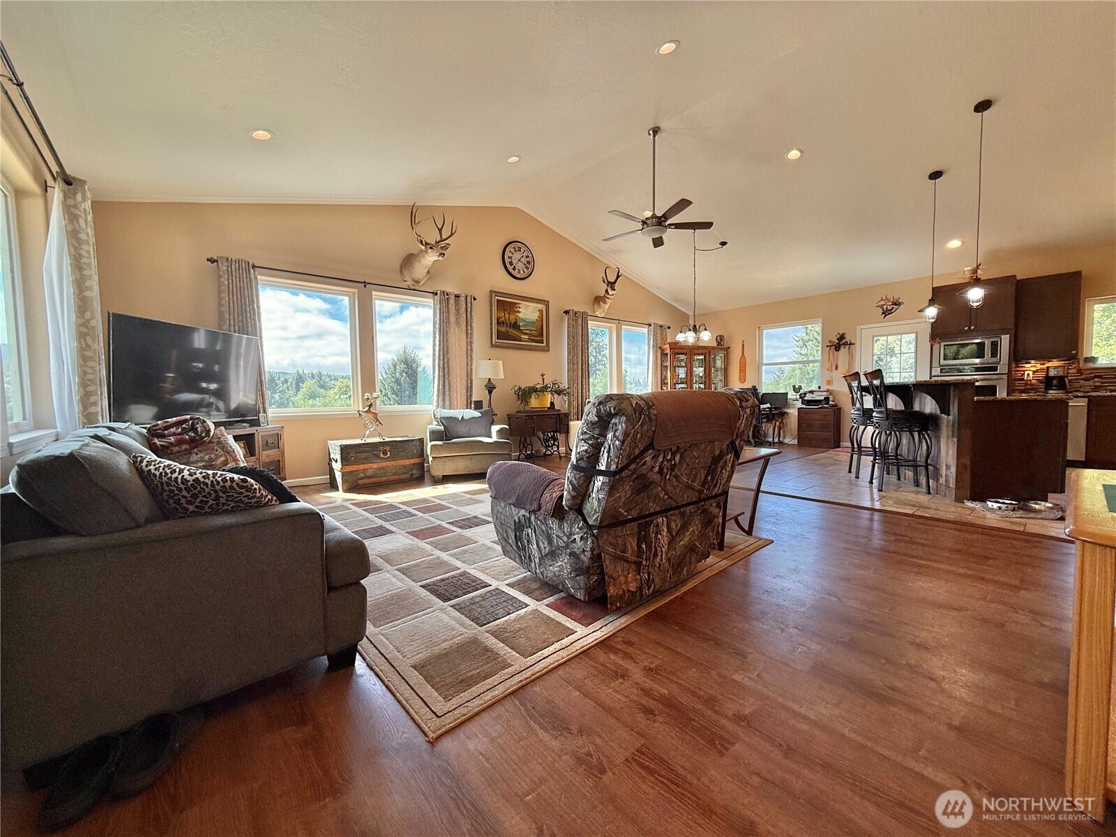 82 South Valley Road Naselle, WA 98638 - Photo 17 of 40 Gallery Image 17