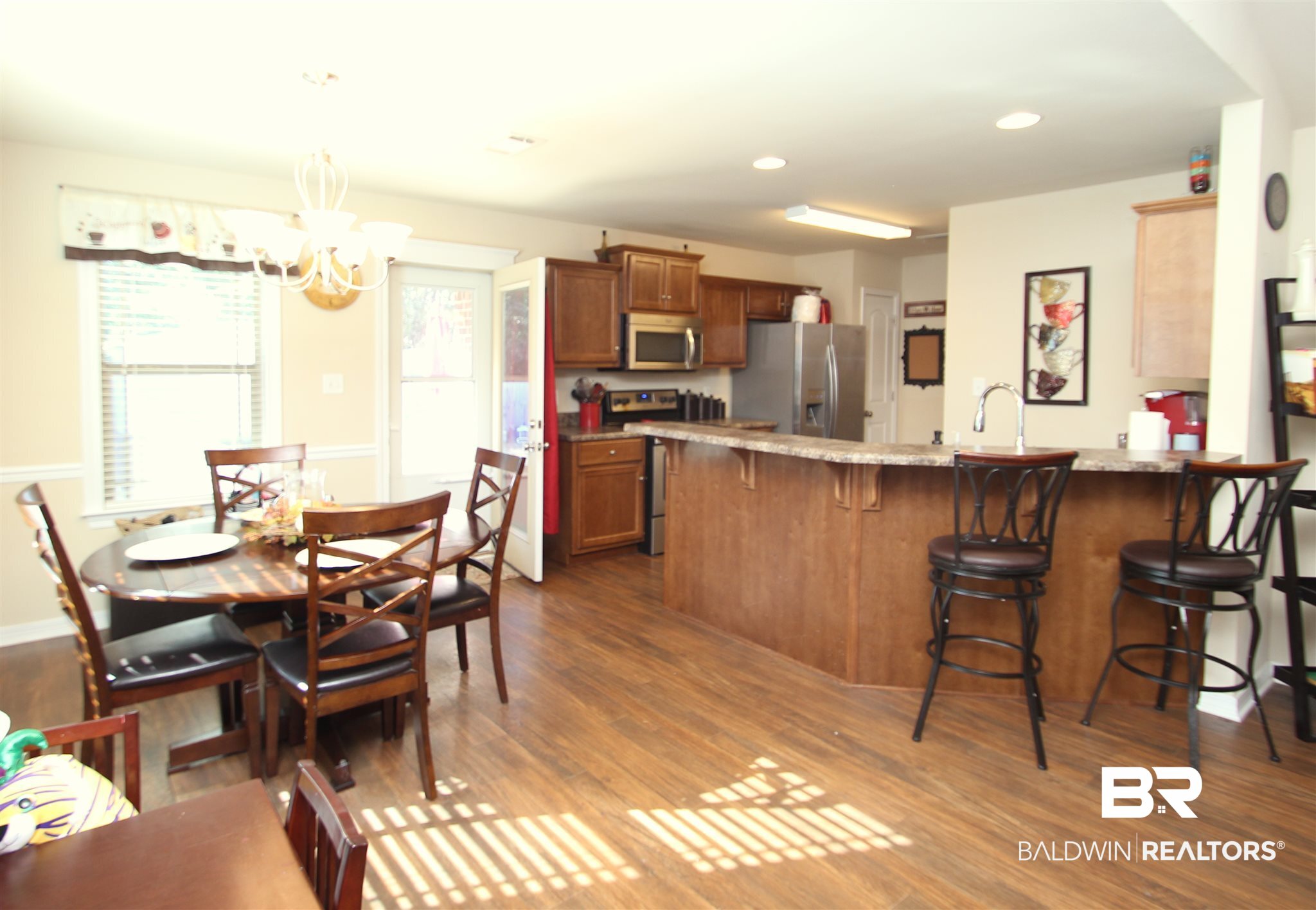 2855 West Rebecca Drive Mobile, AL 36618 - Photo 3 of 27