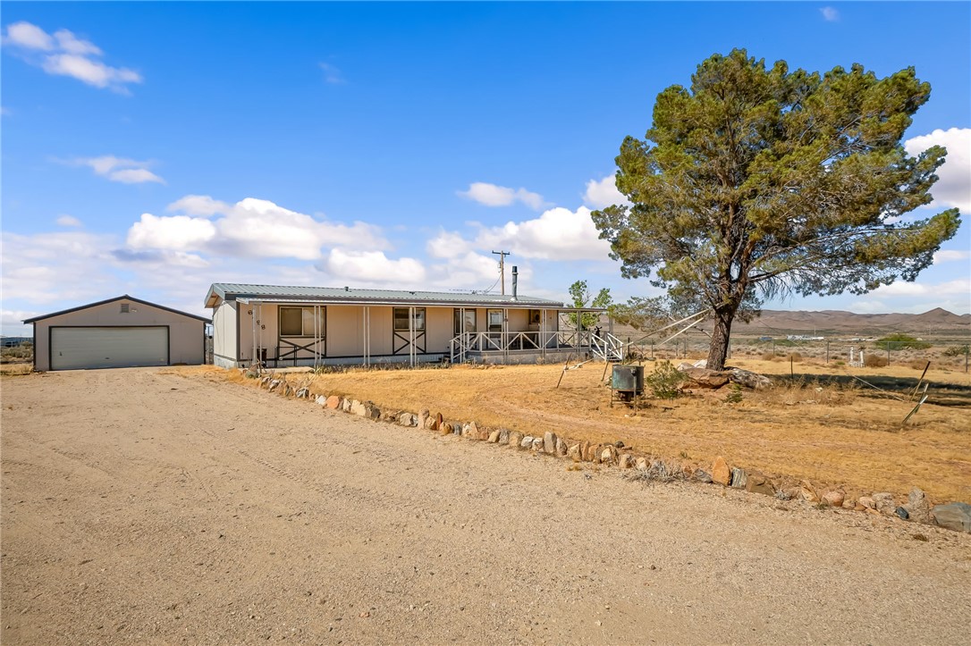 6498 West Chloride Road Golden Valley, AZ 86413 - Photo 5 of 55