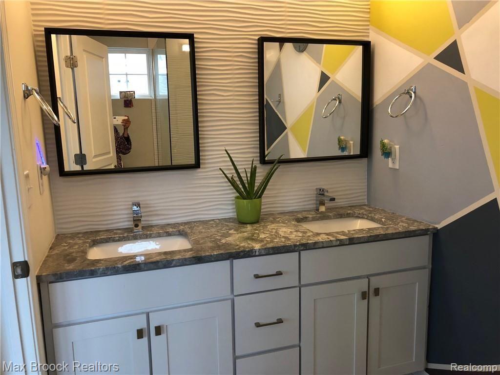 955 Barclay Circle, Unit 11 Rochester, MI 48307 - Photo 18 of 30