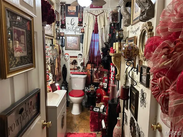 $180,000 | 7813 West Main Street, Belleville, IL 62223