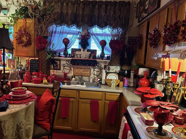 $180,000 | 7813 West Main Street, Belleville, IL 62223