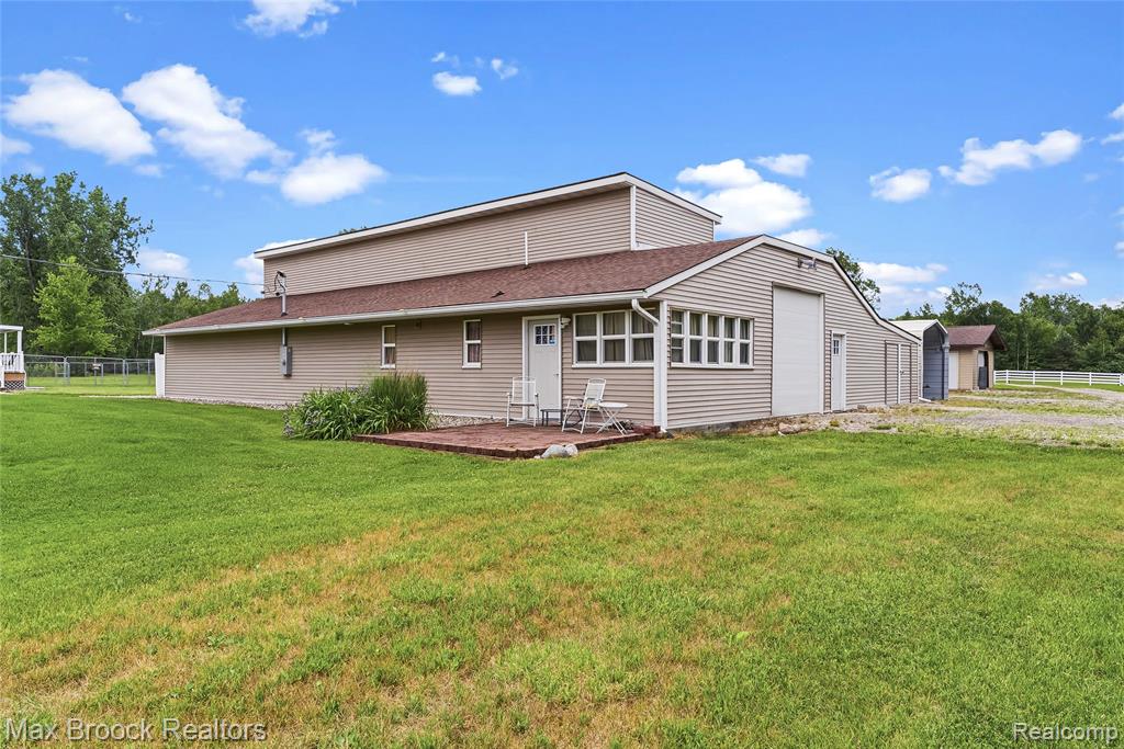 2566 North 5 Mile Road Midland, MI 48642 - Photo 48 of 60