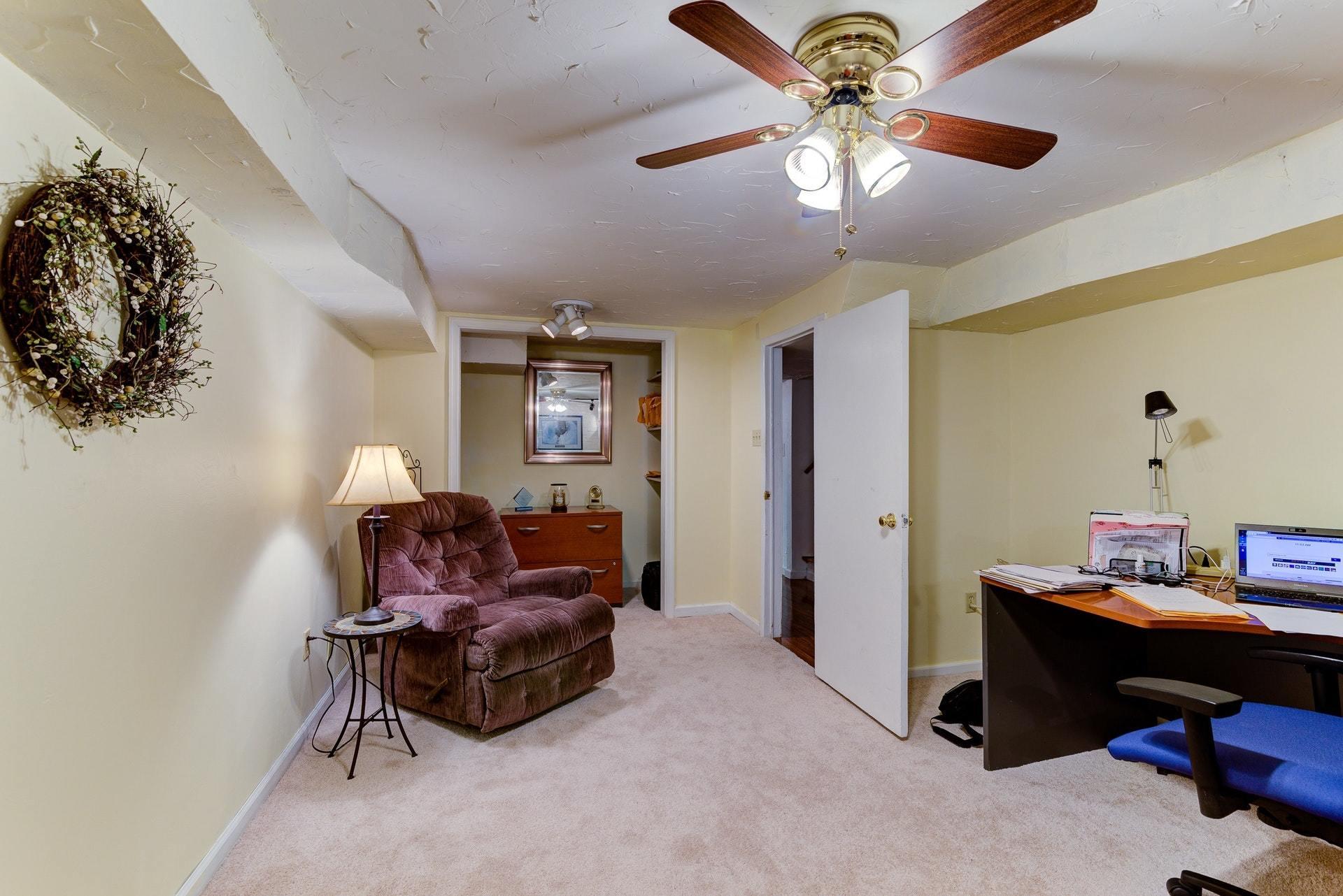 1447 West Ruritan Road Roanoke, VA 24012 - Photo 25 of 40 025-328303-26-untitled-90-2_8251027
