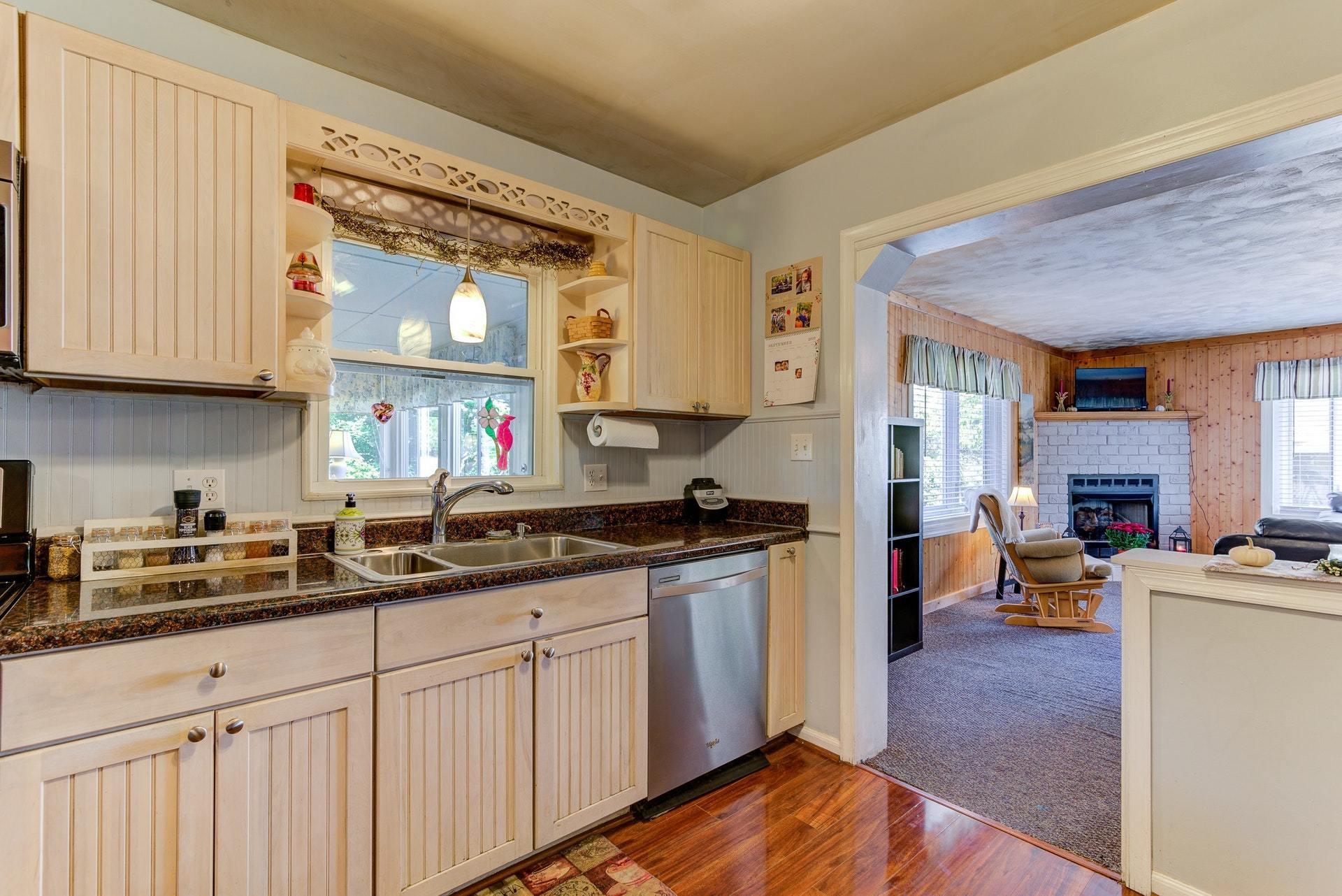 1447 West Ruritan Road Roanoke, VA 24012 - Photo 9 of 40 009-328303-13-untitled-5-8_8250987