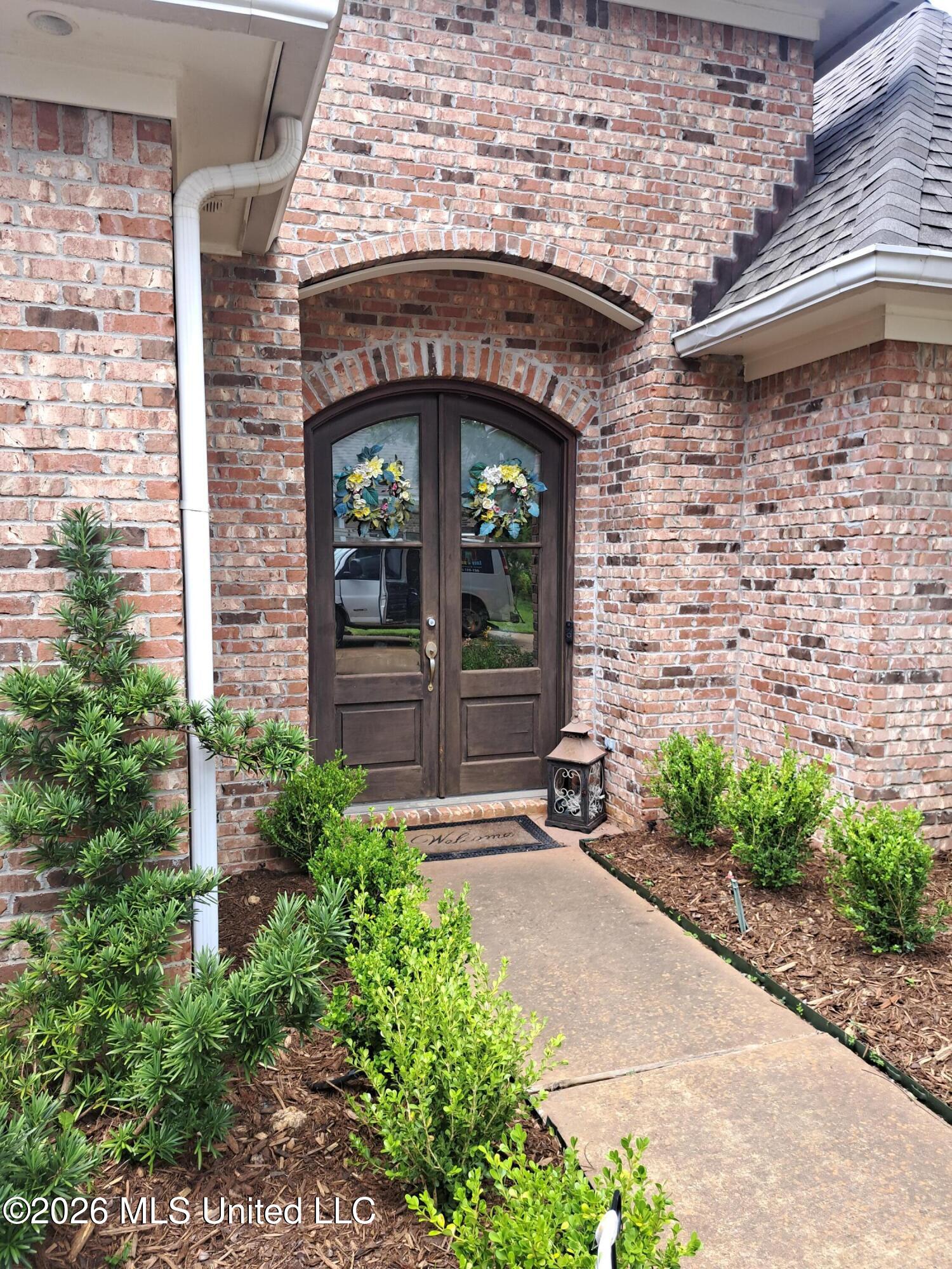 105 Alicetown Cove Ridgeland, MS 39157 - Photo 2 of 29 Front