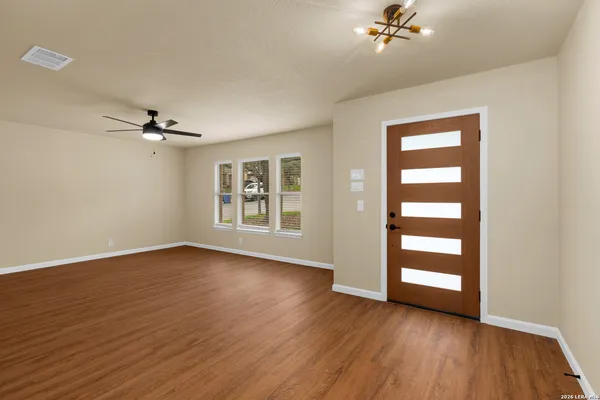 $3,800 | 10802 Winter Creek, San Antonio, TX 78254