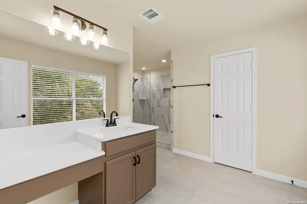 $3,800 | 10802 Winter Creek, San Antonio, TX 78254