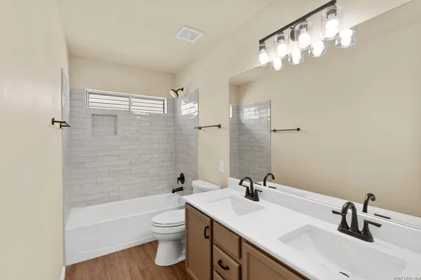 $3,800 | 10802 Winter Creek, San Antonio, TX 78254