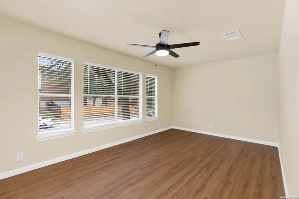 $3,800 | 10802 Winter Creek, San Antonio, TX 78254
