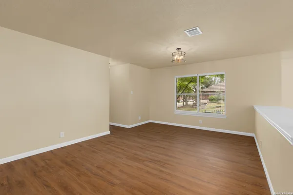$3,800 | 10802 Winter Creek, San Antonio, TX 78254