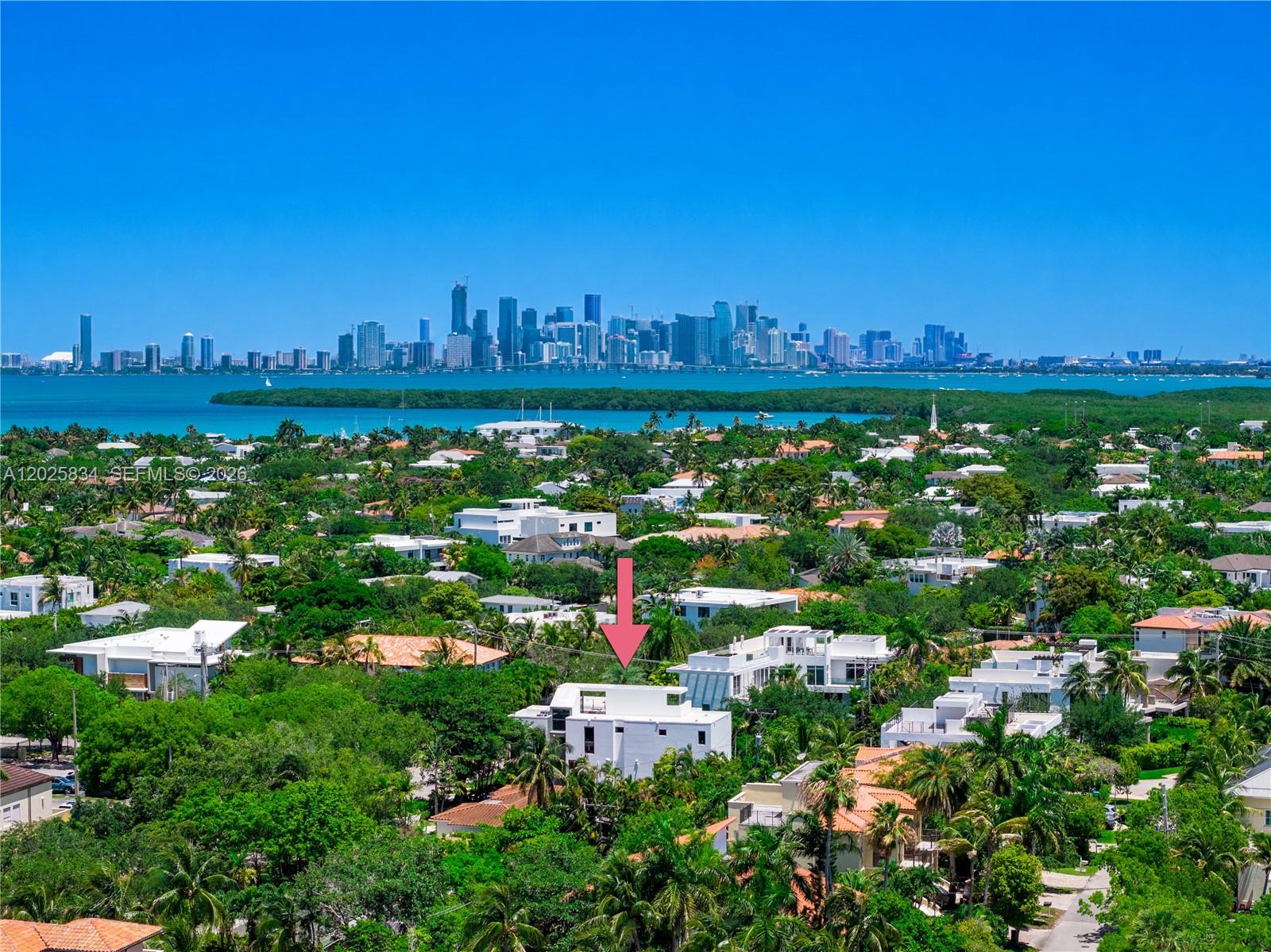 571 Glenridge Road Key Biscayne, FL 33149 - Photo 13 of 44 Gallery Image 13