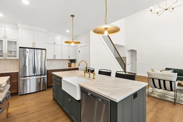 $749,900 | 1912 Creekside Drive Southwest, Byron Center, MI 49315