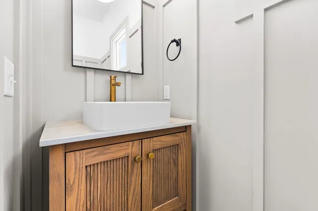 $749,900 | 1912 Creekside Drive Southwest, Byron Center, MI 49315