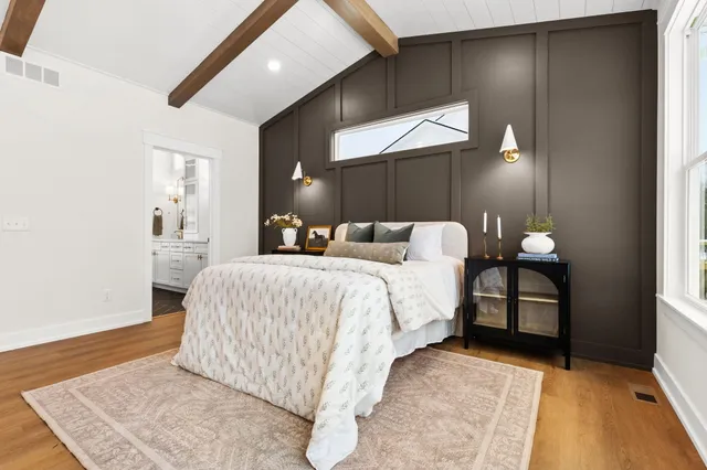 $749,900 | 1912 Creekside Drive Southwest, Byron Center, MI 49315