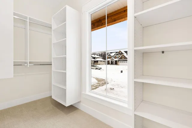 $749,900 | 1912 Creekside Drive Southwest, Byron Center, MI 49315