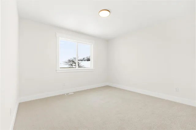 $749,900 | 1912 Creekside Drive Southwest, Byron Center, MI 49315