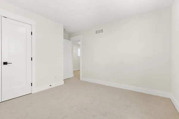 $749,900 | 1912 Creekside Drive Southwest, Byron Center, MI 49315