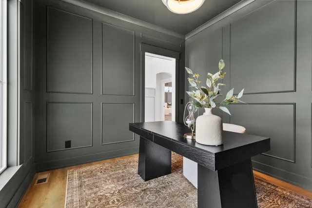 $749,900 | 1912 Creekside Drive Southwest, Byron Center, MI 49315