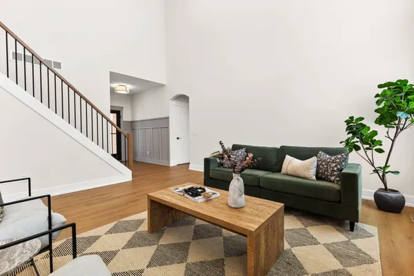 $749,900 | 1912 Creekside Drive Southwest, Byron Center, MI 49315