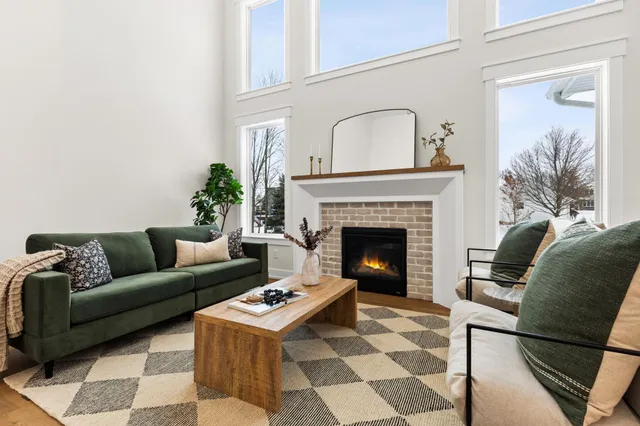 $749,900 | 1912 Creekside Drive Southwest, Byron Center, MI 49315