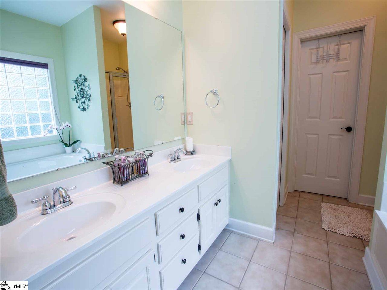 218 Trotters Ridge Lane Simpsonville, SC 29681 - Photo 13 of 31 Gallery Image 13