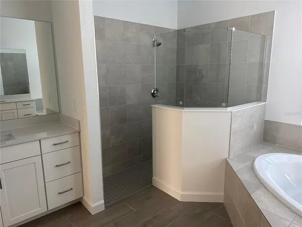 $2,875 | 7796 Lakes Edge Lane, Port Charlotte, FL 33981