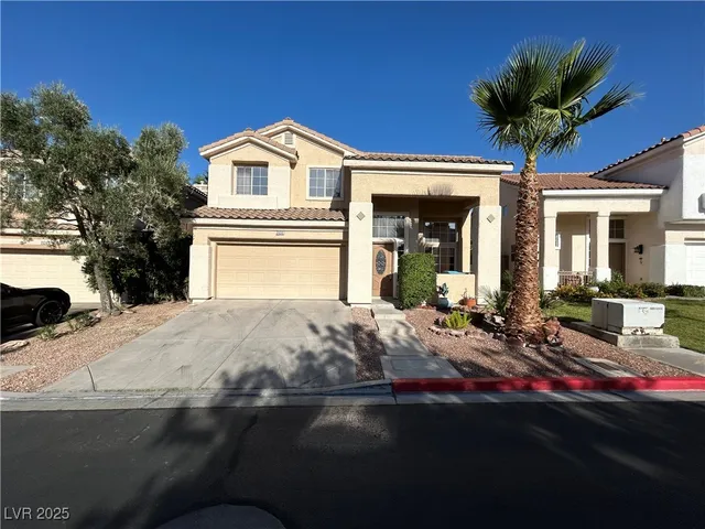 $2,000 | 2032 Nightrider Drive, Las Vegas, NV 89134