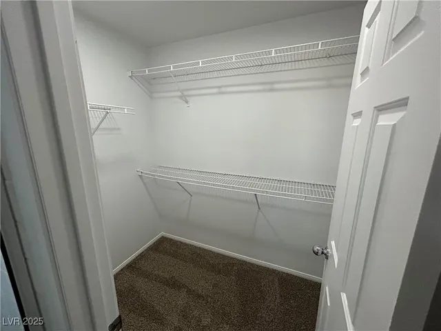 $2,000 | 2032 Nightrider Drive, Las Vegas, NV 89134