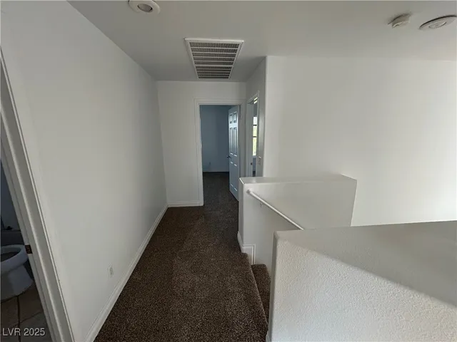 $2,000 | 2032 Nightrider Drive, Las Vegas, NV 89134