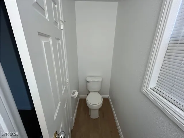 $2,000 | 2032 Nightrider Drive, Las Vegas, NV 89134