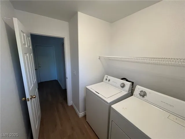 $2,000 | 2032 Nightrider Drive, Las Vegas, NV 89134