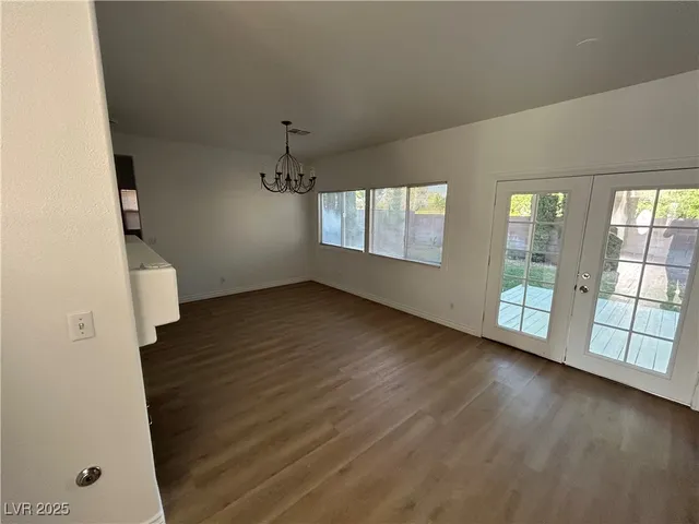 $2,000 | 2032 Nightrider Drive, Las Vegas, NV 89134