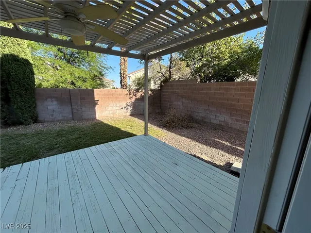 $2,000 | 2032 Nightrider Drive, Las Vegas, NV 89134