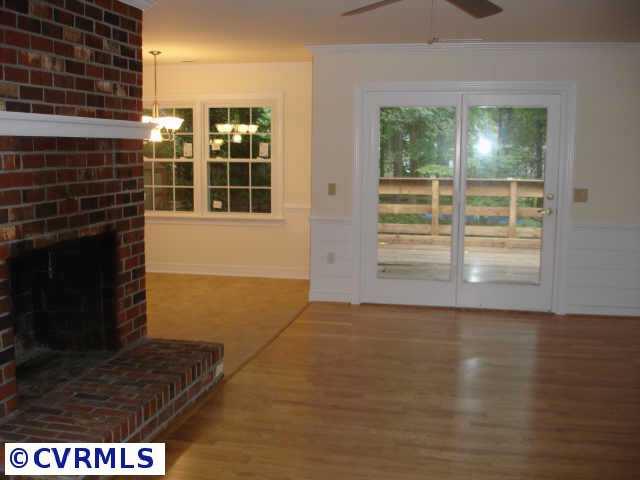 13217 Queensgate Road Midlothian, VA 23114 - Photo 3 of 10 Other - Great room
