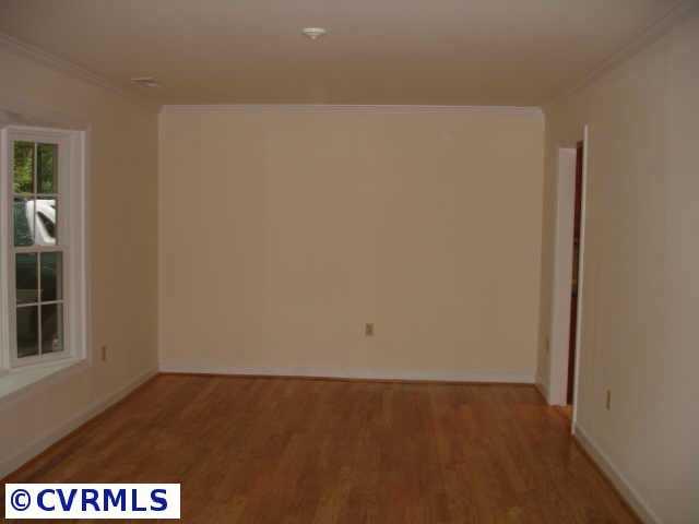 13217 Queensgate Road Midlothian, VA 23114 - Photo 6 of 10 Other - Flex rm with bay window could be dining room, living room, media room, play rm. office, etc. (Wired for ceiling light or fan)
