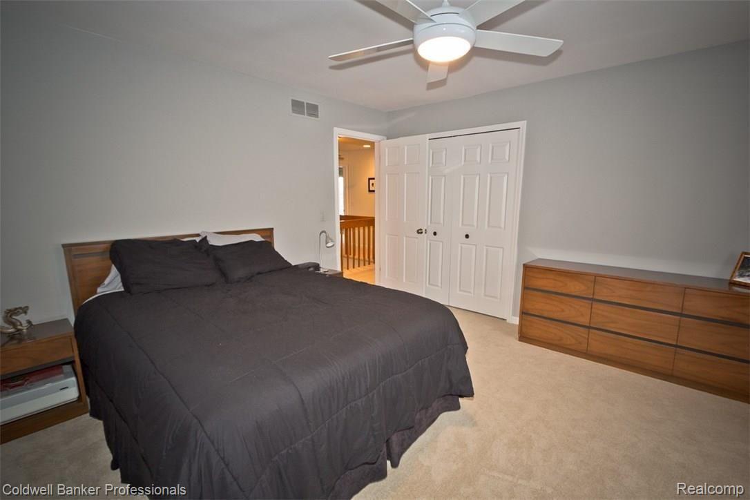 36874 Chesapeake Road Farmington, MI 48335 - Photo 31 of 46 Bedroom 2