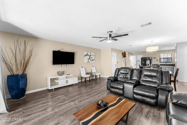 $514,900 | 208 Grande Island Boulevard, Panama City Beach, FL 32407