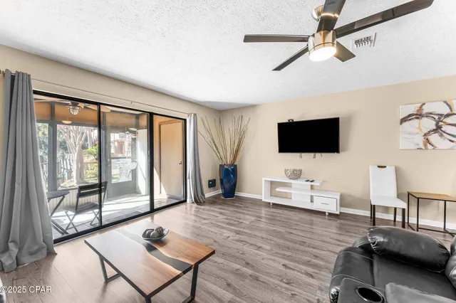 $514,900 | 208 Grande Island Boulevard, Panama City Beach, FL 32407