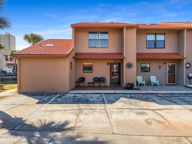 $514,900 | 208 Grande Island Boulevard, Panama City Beach, FL 32407