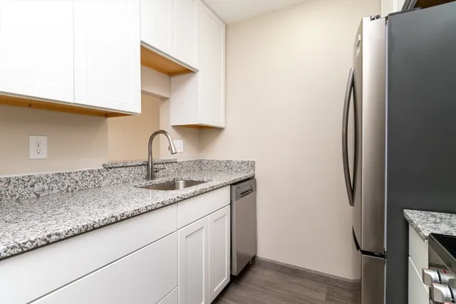 $269,000 | 133 Commander Shea Boulevard, Unit 204, Quincy, MA 02171